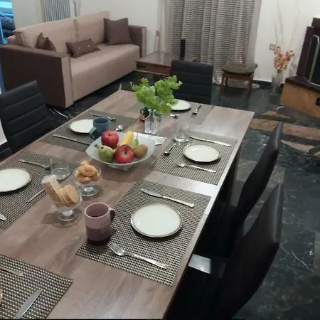 Lejlighed Comfortable 4th Fl Flat Ideal For Up To 8 People *
