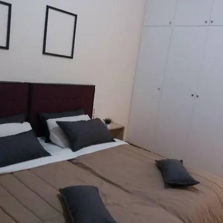 Comfortable 4th Fl Flat Ideal For Up To 8 People Lejlighed Pírgos