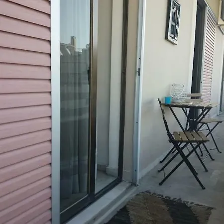 Comfortable 4th Fl Flat Ideal For Up To 8 People * Pírgos